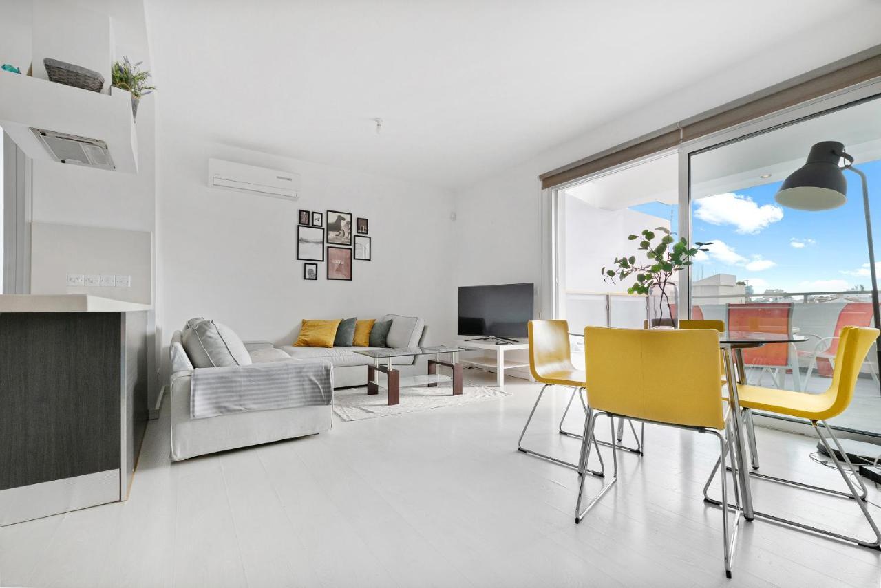 Glabur Stays - The Fabulous 2 Bdr - Nicosia City, Free Parking & Wifi, Welcomes You!!! エクステリア 写真